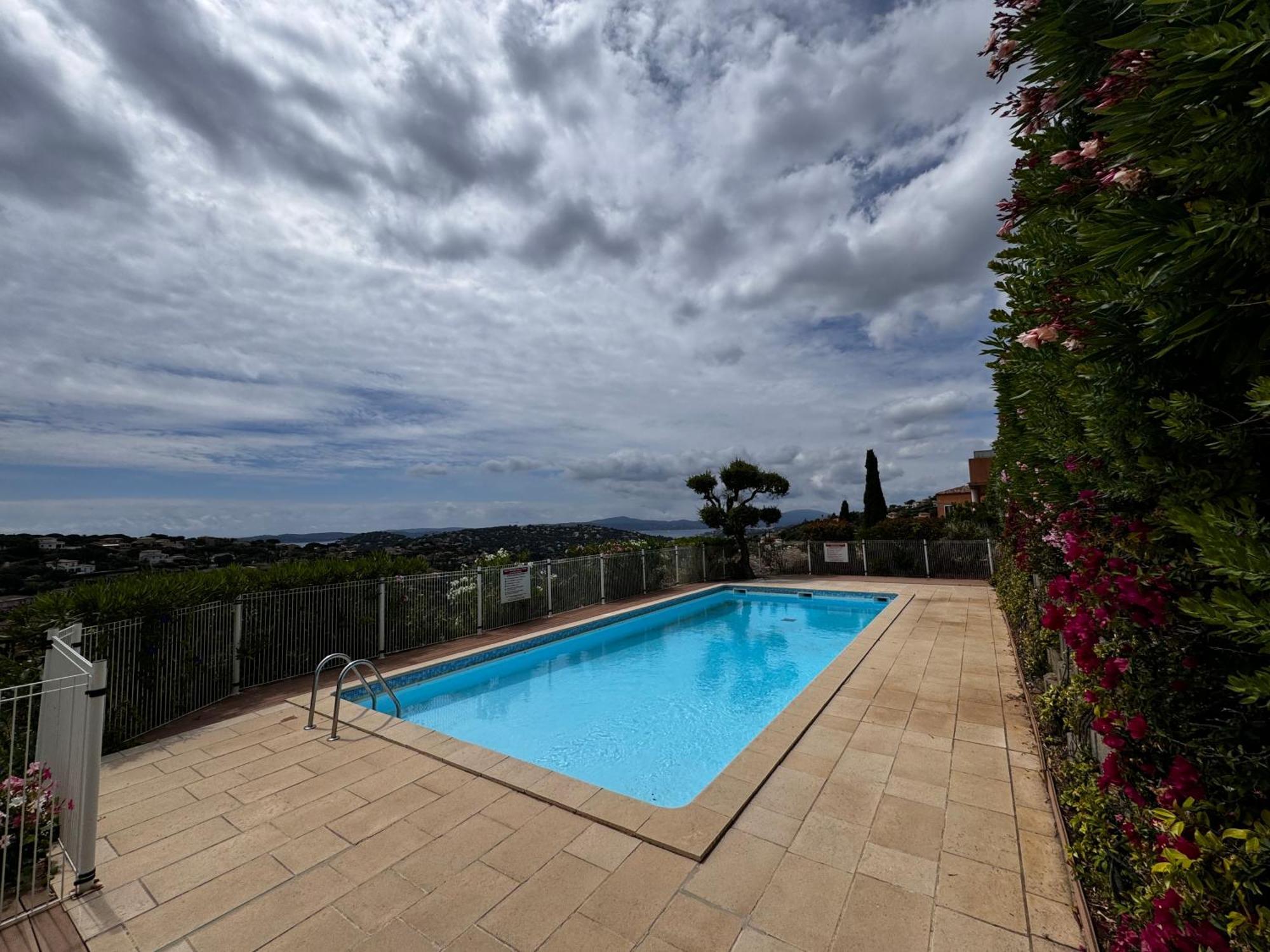 Les Cigales, Superbe Vue - Golfe De Sainte-Maximeアパートメント エクステリア 写真